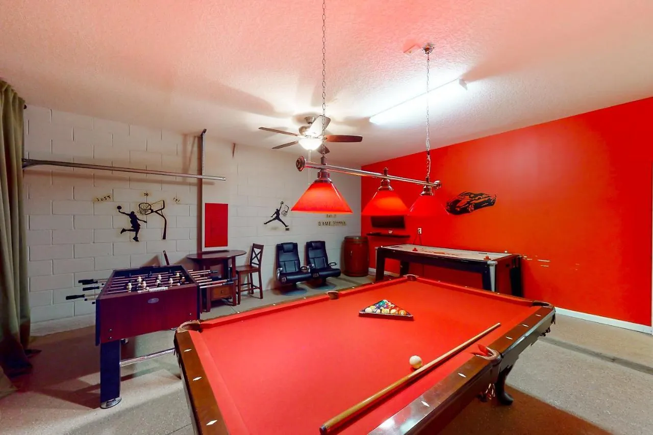 Oakbourne Oasis Villa Davenport United States