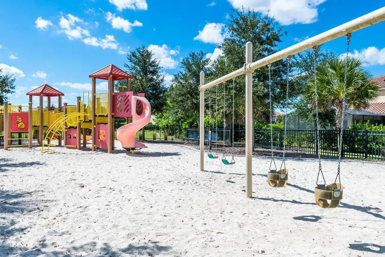 Oakbourne Oasis Villa Davenport United States