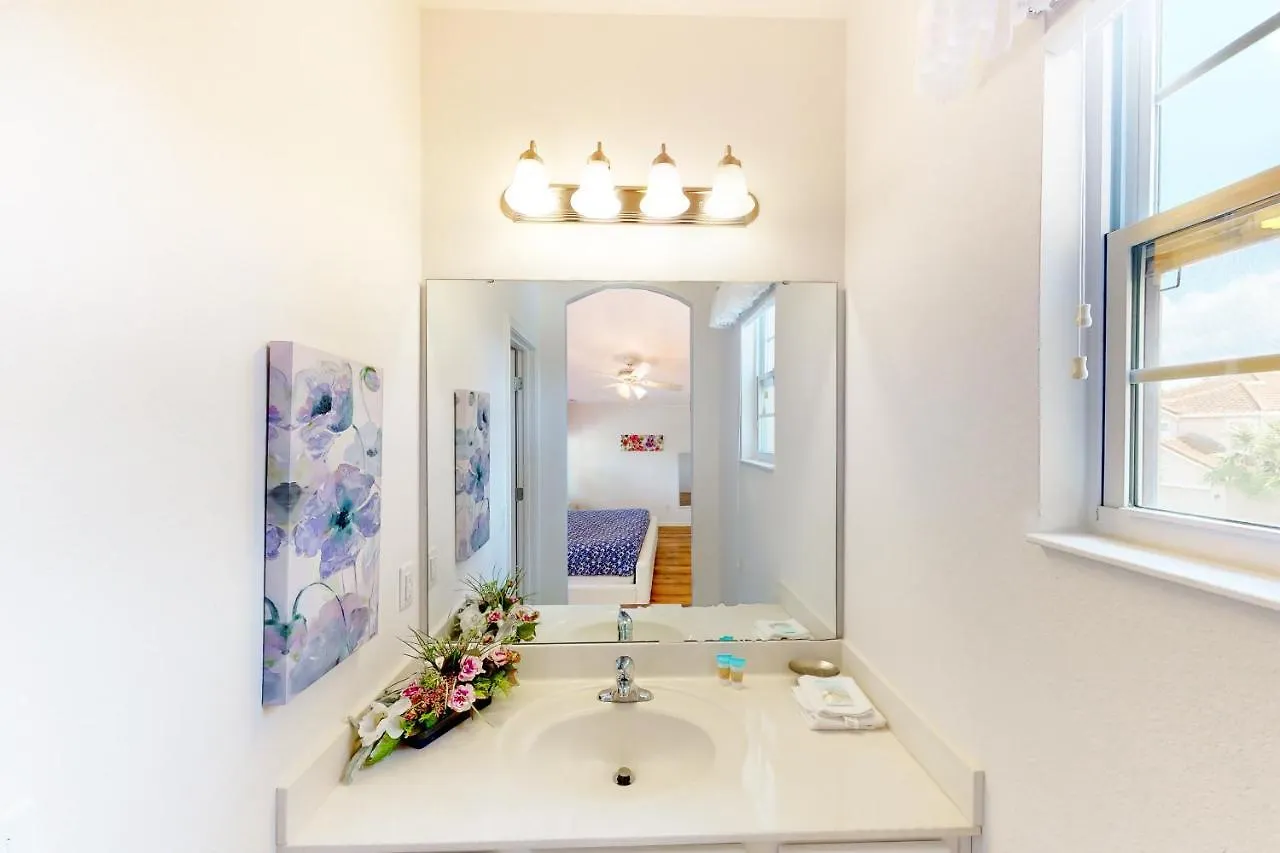 Oakbourne Oasis Villa Davenport